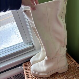 Sam Edelman white boots